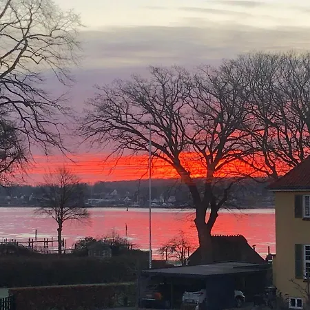 Apartment Sundkig Fra 1. Sal